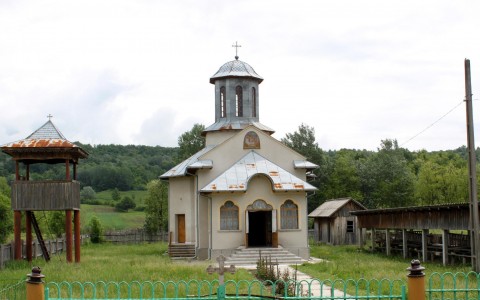 Biserica din Budele